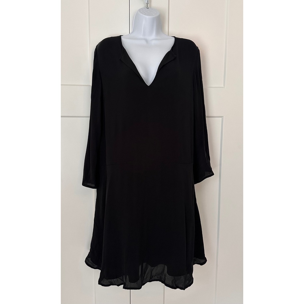 Aritzia Babaton 100% Silk Skipper  Black Split V-Neck Shift Dress L